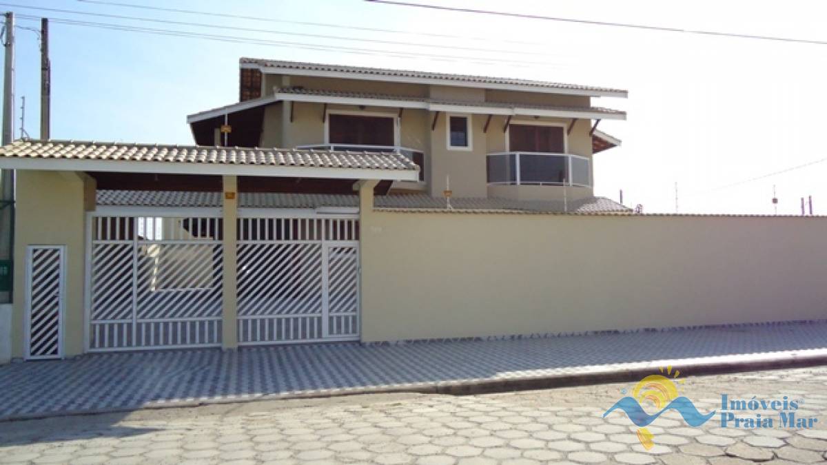 Casa para venda no bairro São José em Peruíbe