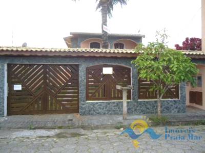 Casa para venda no bairro Casablanca em Peruíbe