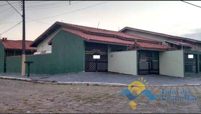 Casa para venda no bairro Arpoador em Peruíbe